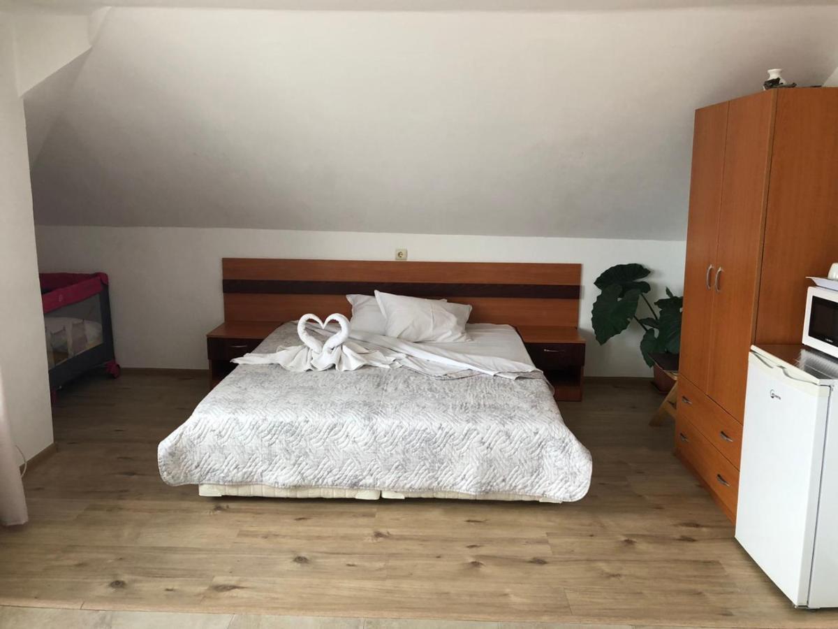 Guest House Liliya Sozopol Exterior photo