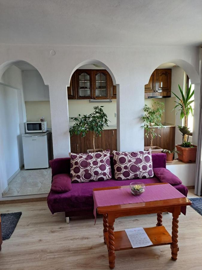Guest House Liliya Sozopol Exterior photo