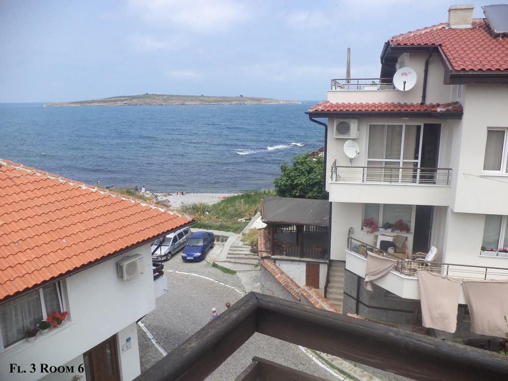 Guest House Liliya Sozopol Exterior photo